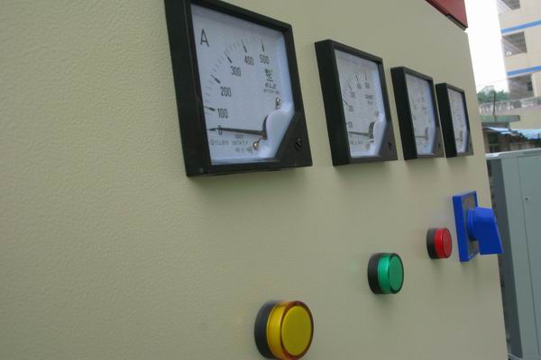 日喀则配电柜-3683讲讲配电柜注意事项